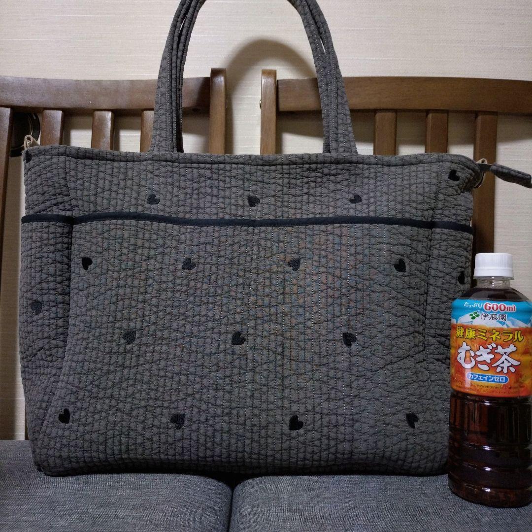 まっきー　ポケットいっぱいヌビバッグ　ファスナーバッグ　ハンドメイド