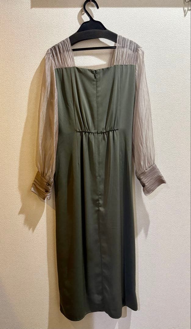 etoll. エトル　チャコール パーティードレス