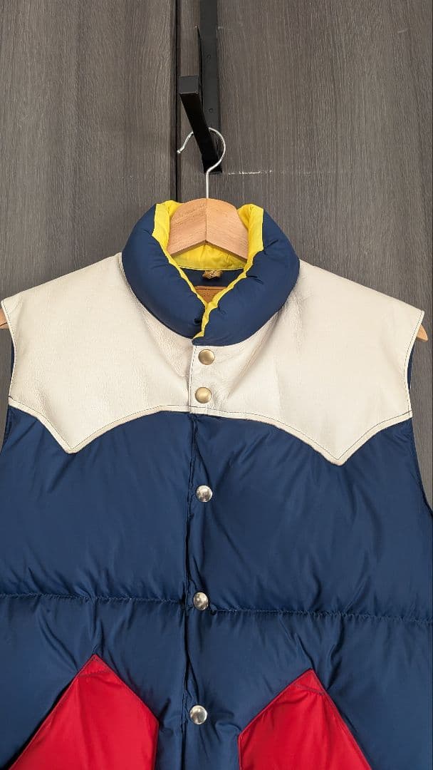 STRICT-G ロッキー マウンテン フェザー ベッド ダウンベスト ガンダム