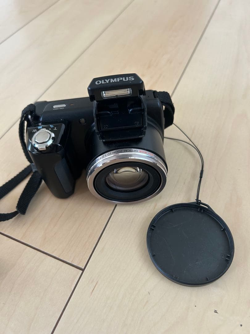 オリンパスSP-610UZ　コンパクトカメラ動作確認済み