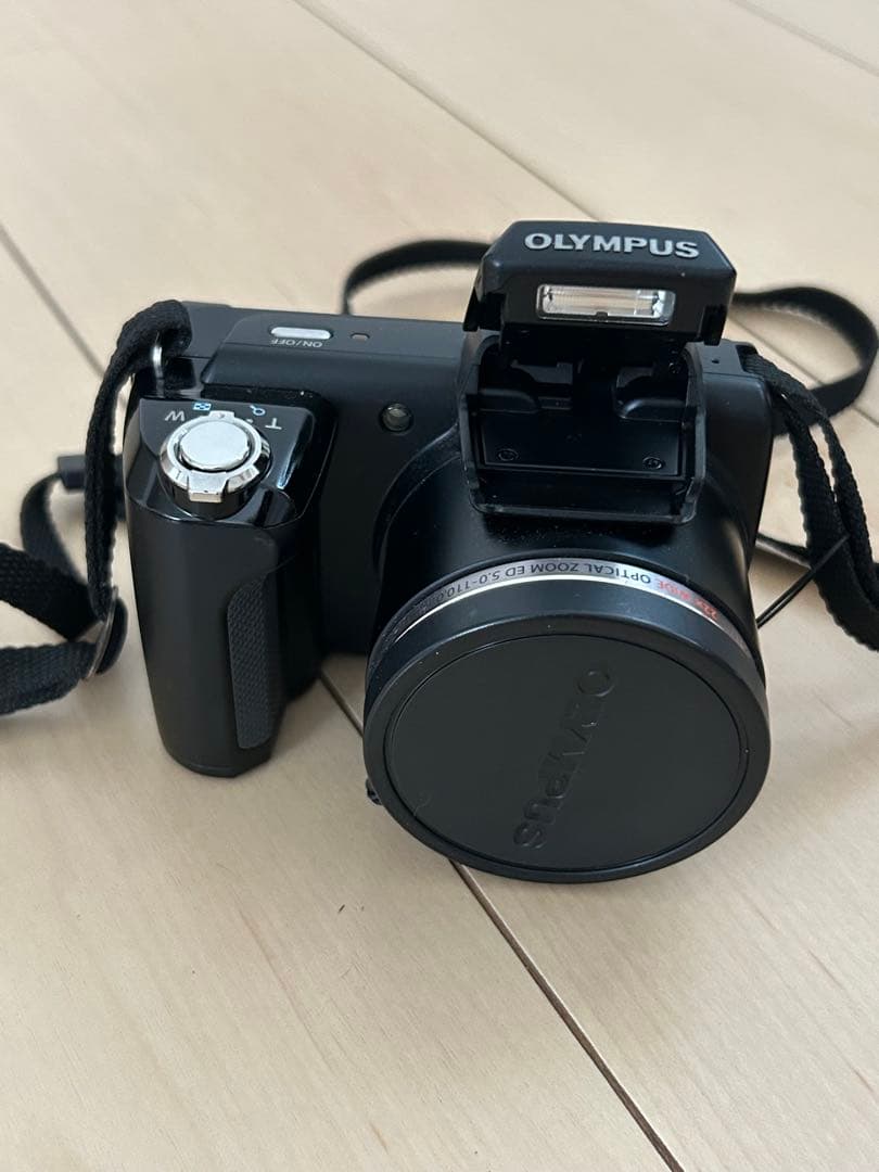 オリンパスSP-610UZ　コンパクトカメラ動作確認済み