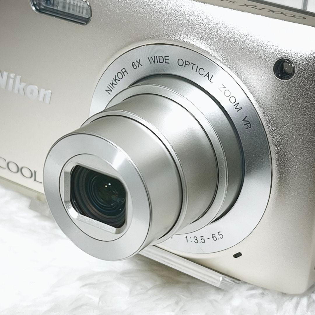 極美品✨NIKON COOLPIX S4400 シルバー コンデジ デジカメ