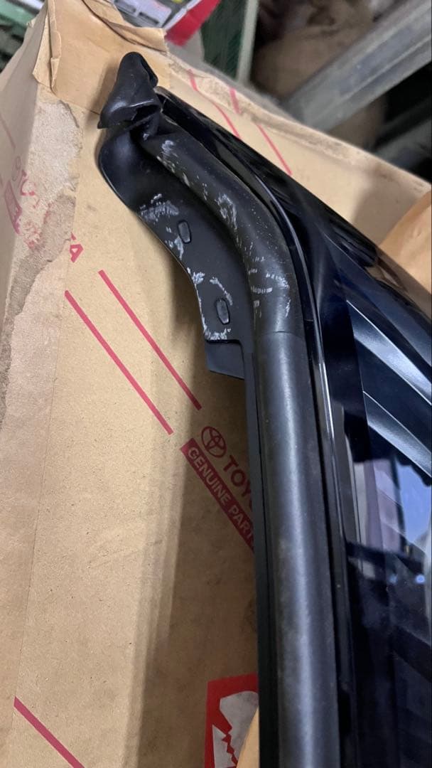 新車外し60系ハリアー前期フロントグリル