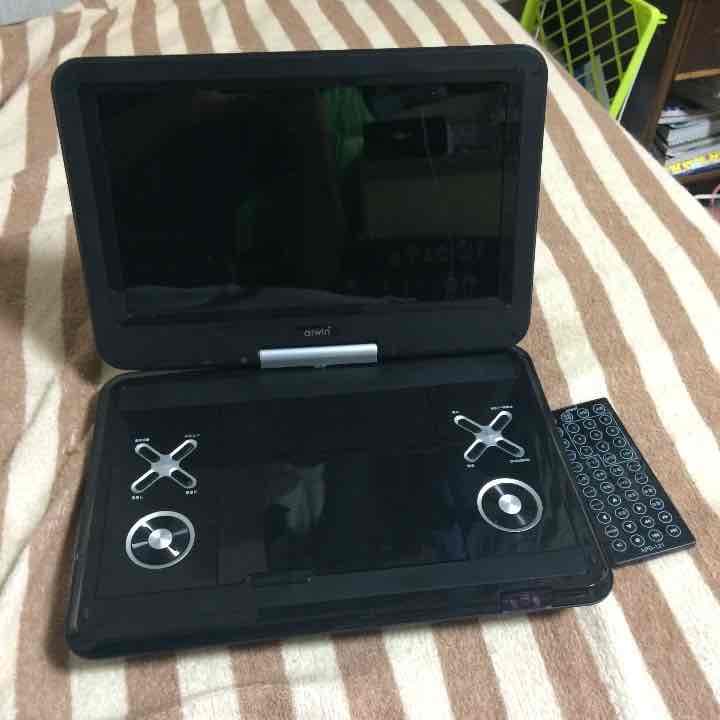 arwin  12.1インチポータブルDVDプレイヤー
