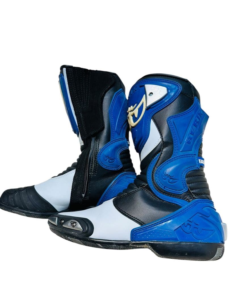 おまけあり！人気！美品！BERIK バイクブーツ 44 27.5㎝ 手袋