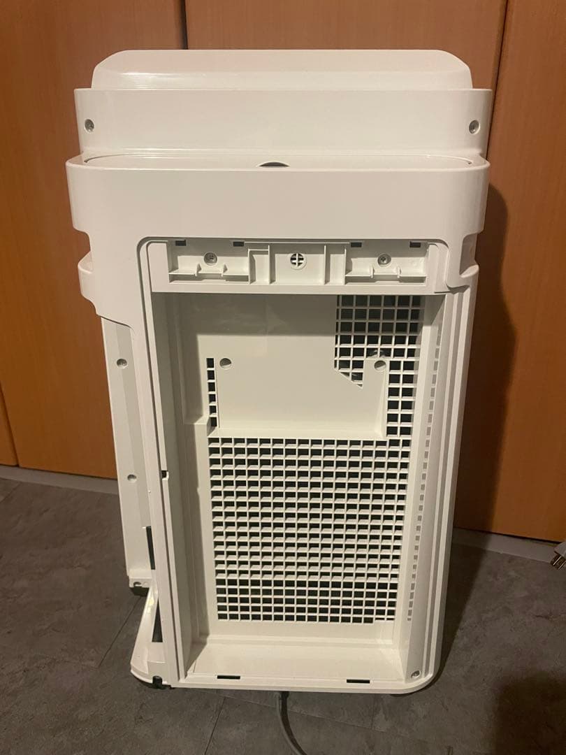 【美品】2020年製　SHARP 空気清浄機 KC-J50-W ホワイト