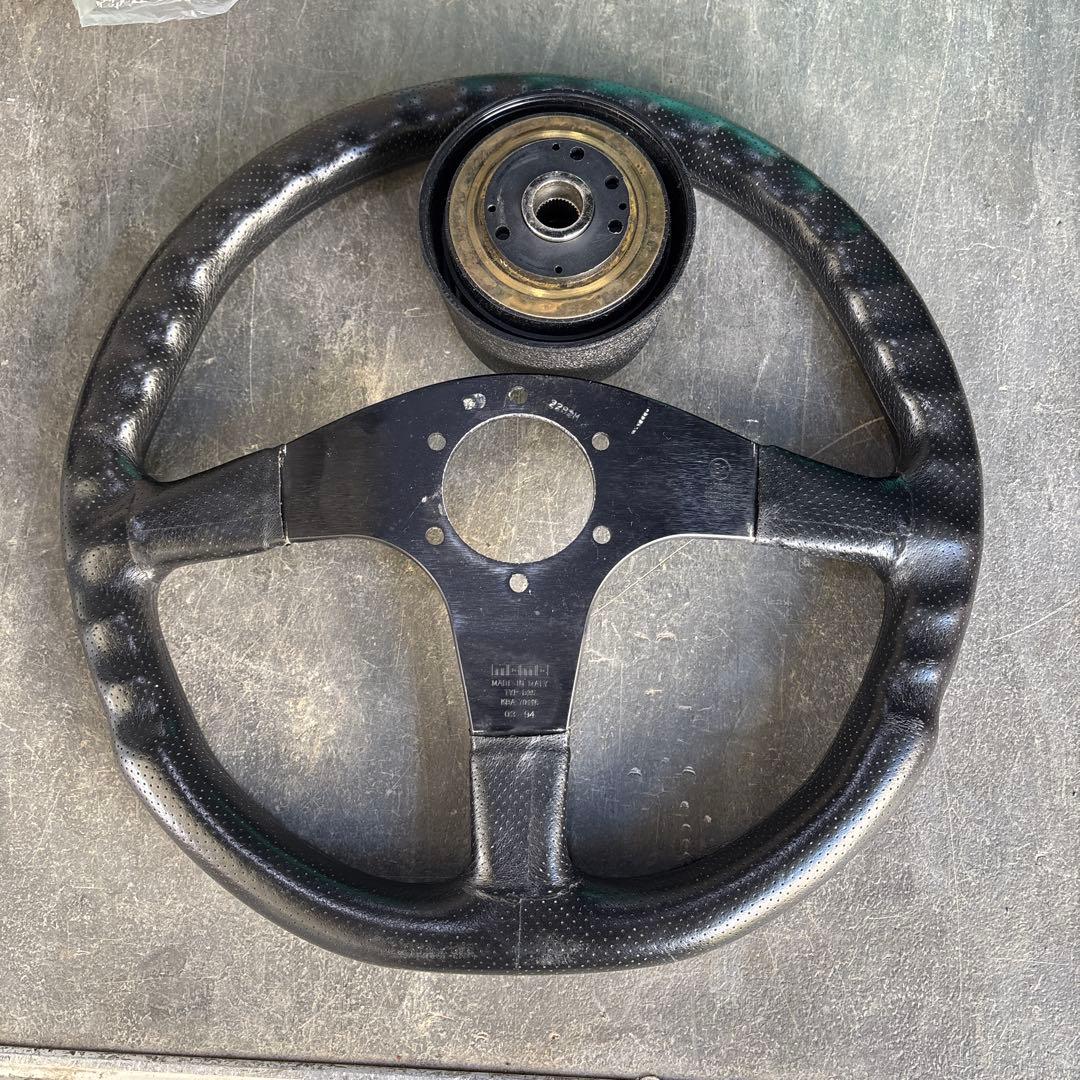 MOMO ステアリングホイール　345mm