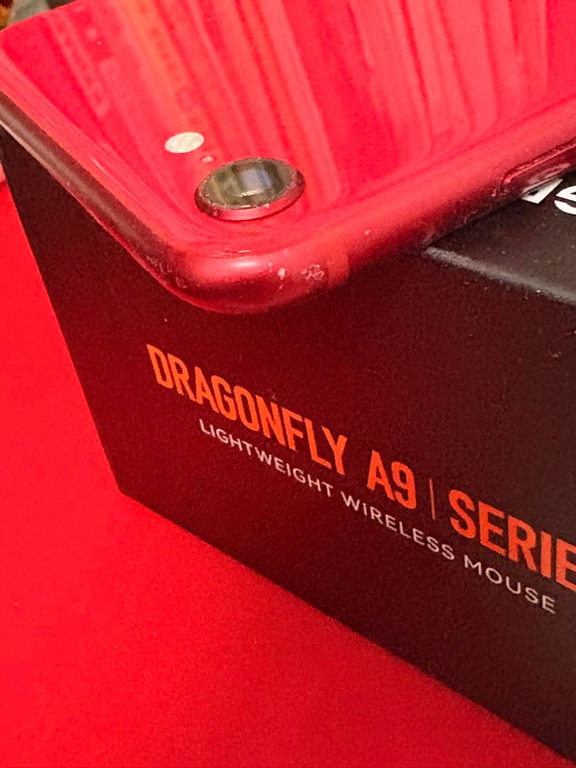 Apple iPhone SE (第2世代) 赤