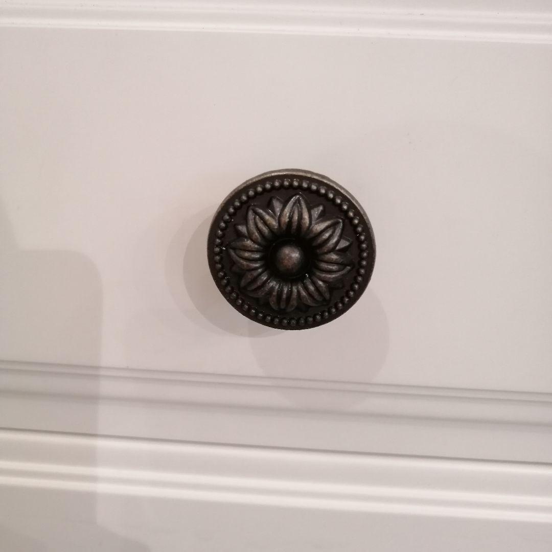 ちとせ様i+【美品】 セリーヌ チェスト 東海家具 天然木 エレガント ホワイト