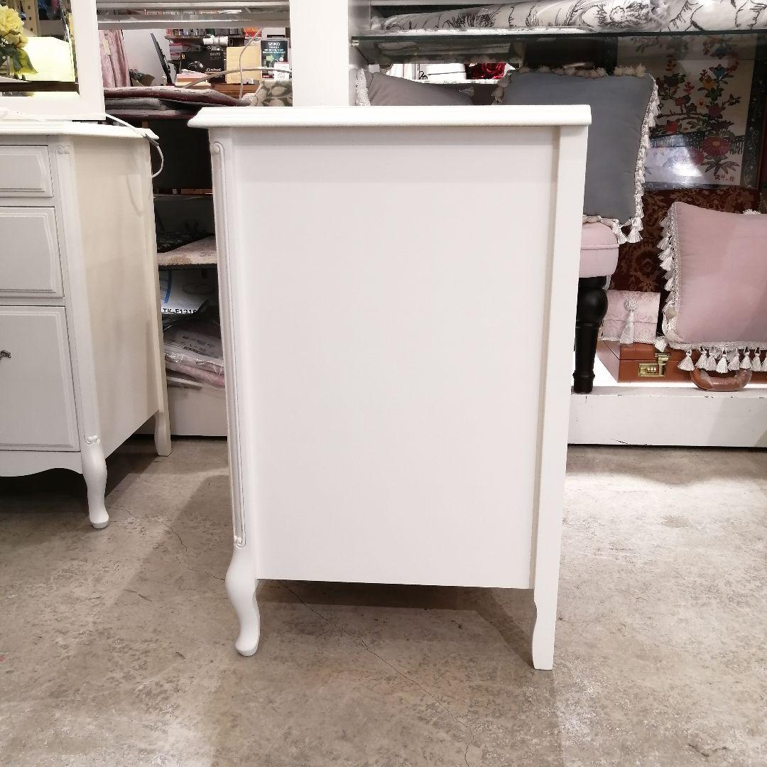 ちとせ様i+【美品】 セリーヌ チェスト 東海家具 天然木 エレガント ホワイト