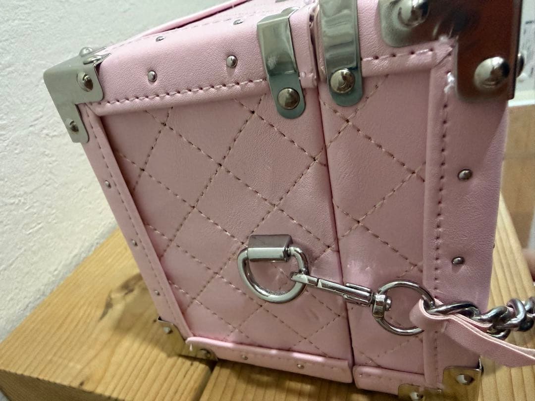 エンジェルシャンパンピンクボトル　未開封 専用ボックス入り