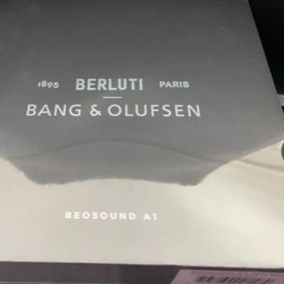 ベルルッティ バング&オルフセン Beosound A1 2nd Gen