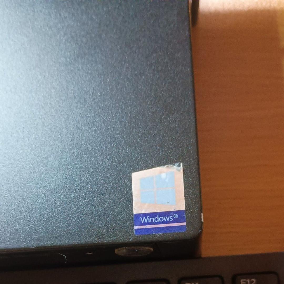 富士通デスクトップパソコン　Windows11 25H2　Office2021付