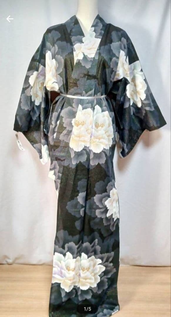 月下美人のような幽玄の美しさ白牡丹浴衣 【商品番号384】