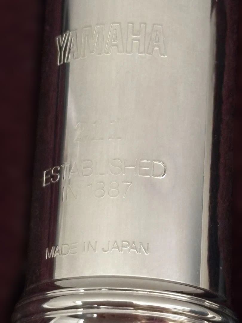 専用 YAMAHA　YFL-211 　フルート