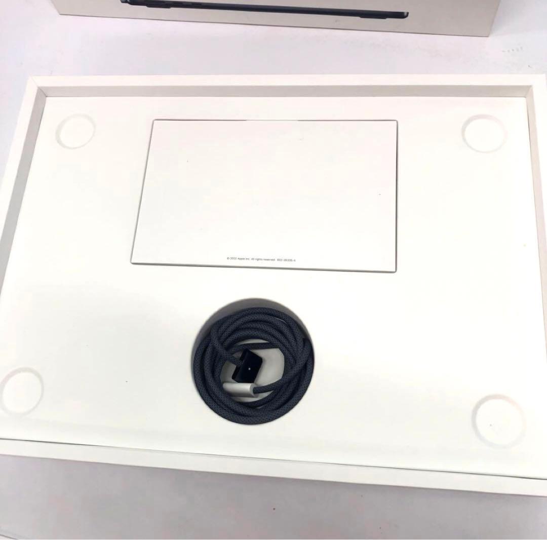 MacBookAir M2 13.6インチ 8GBメモリ 256GB ノート