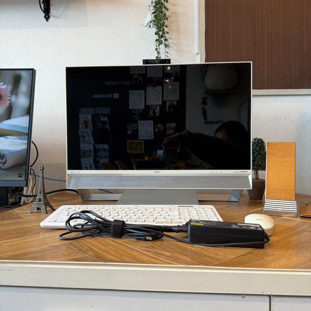 【Windows11】NEC 一体型デスクトップPC フルHD ホワイト