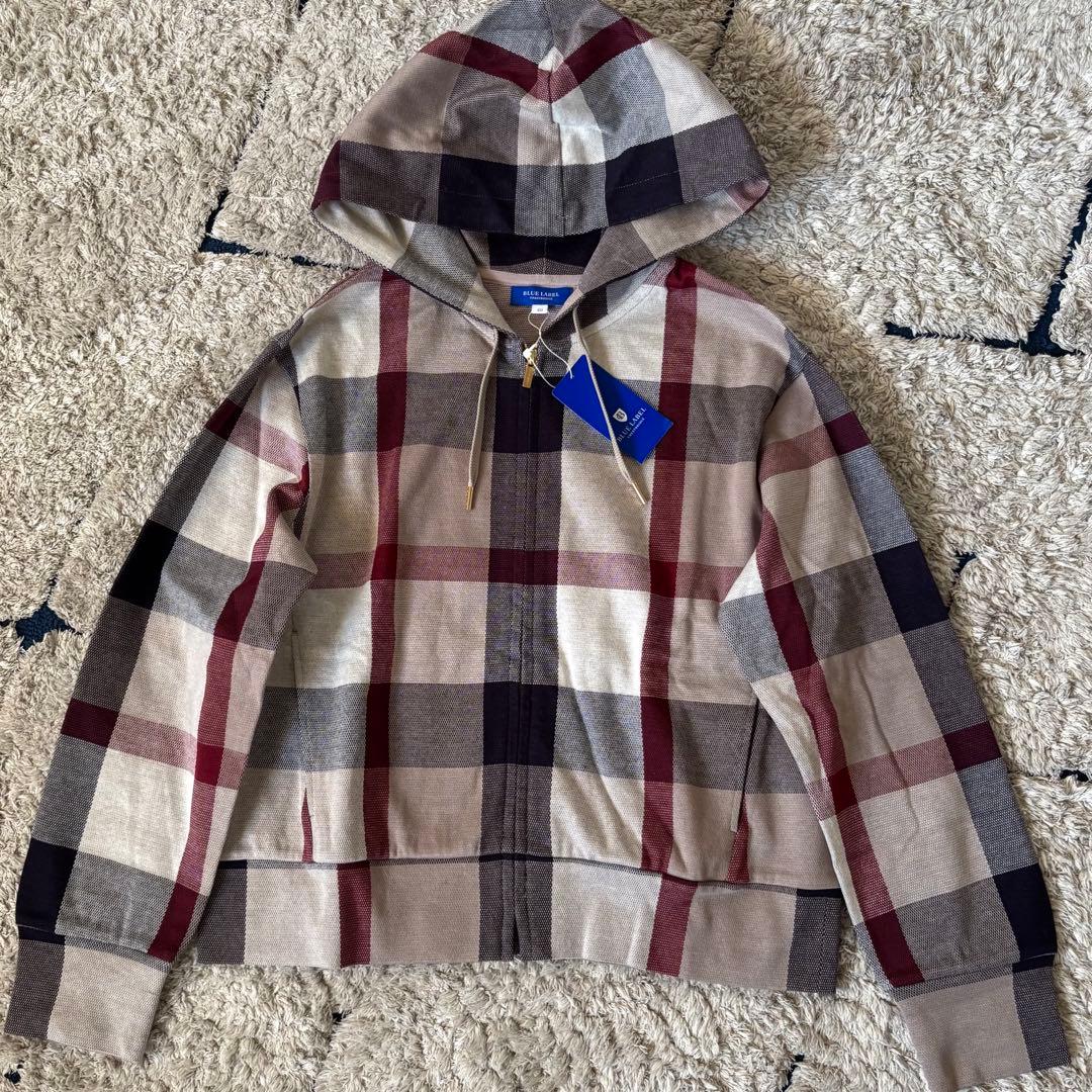 【タグ付き✨】ブルーレーベルクレストブリッジ　パーカー　チェック　フード　40