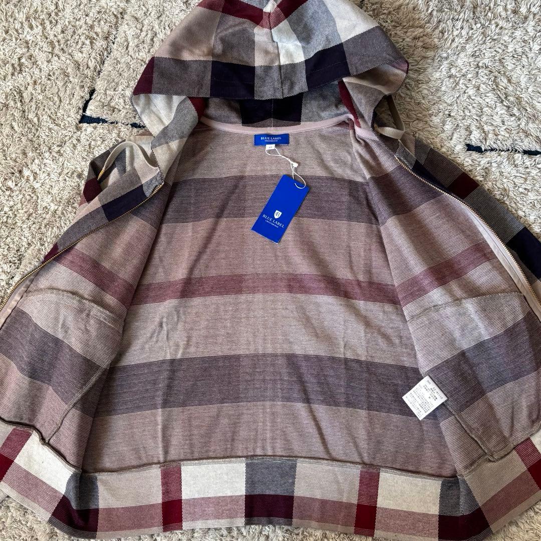 【タグ付き✨】ブルーレーベルクレストブリッジ　パーカー　チェック　フード　40