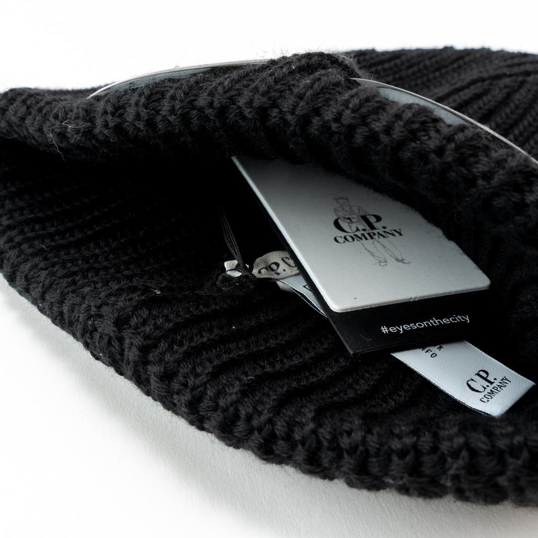 新品 C.P. COMPANY Extrafine メリノウール ニット帽