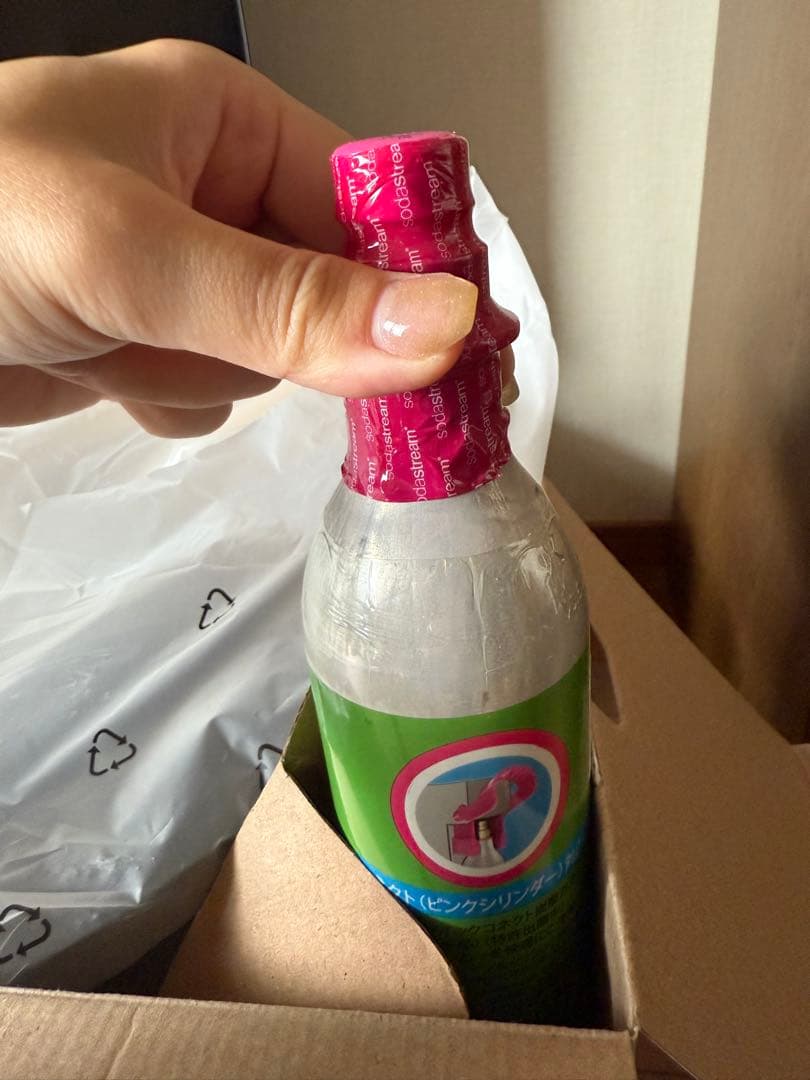 【新品未使用】sodastream GAIA 炭酸水メーカー