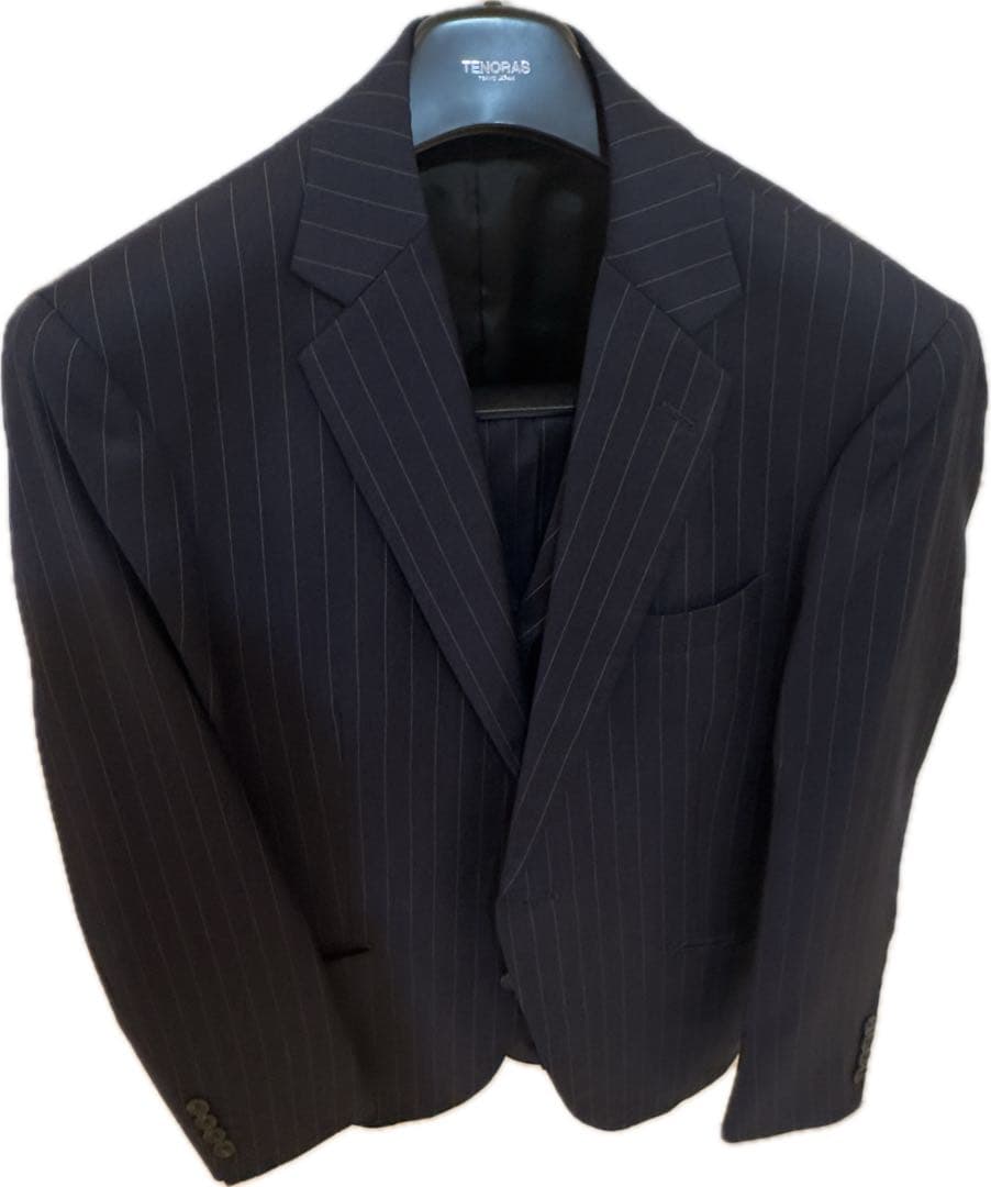 ティノラス　スリーピース　スーツ