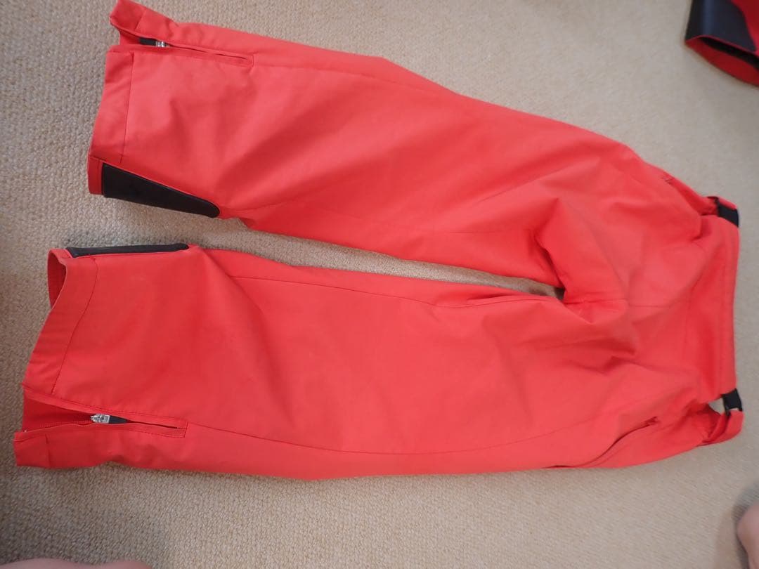 デサント フード付きスキーウェア グレー/レッド