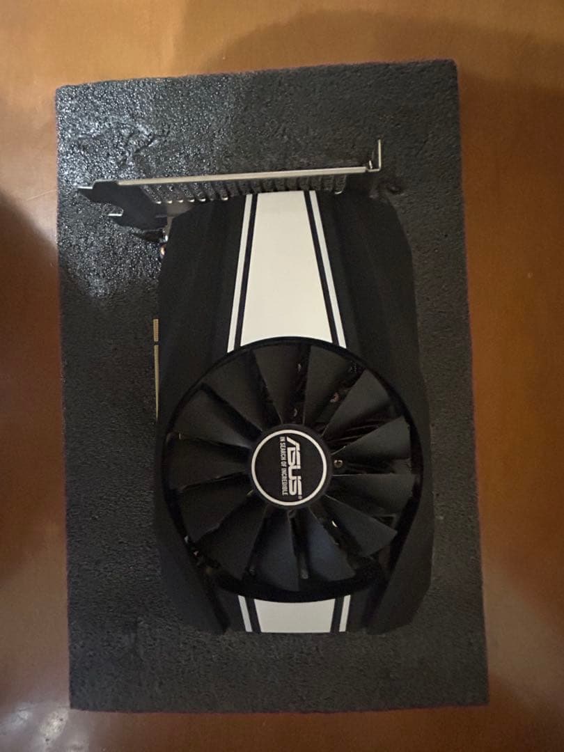 グラフィックボード・グラボ・ビデオカード ASUS GTX1660SUPER