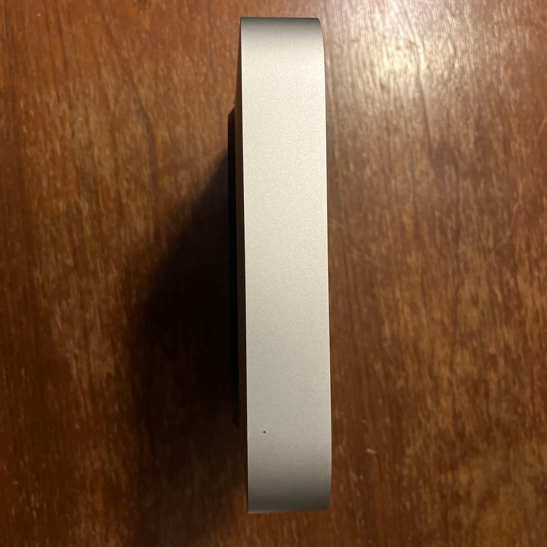 Mac mini M1 2020 8コア/16GBメモリ/512GBストレージ