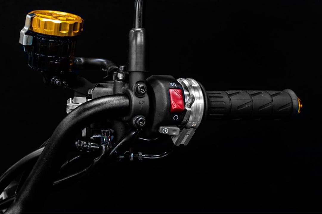 ビレット スロットルホルダー シルバーZ900RS