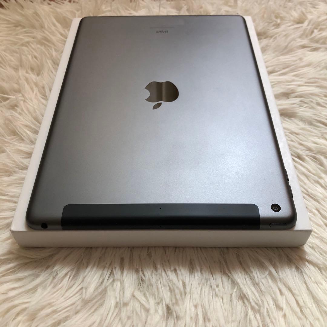 【即購入OK】iPad 第8世代 セルラーモデル【極美品】 #82 【付属品】