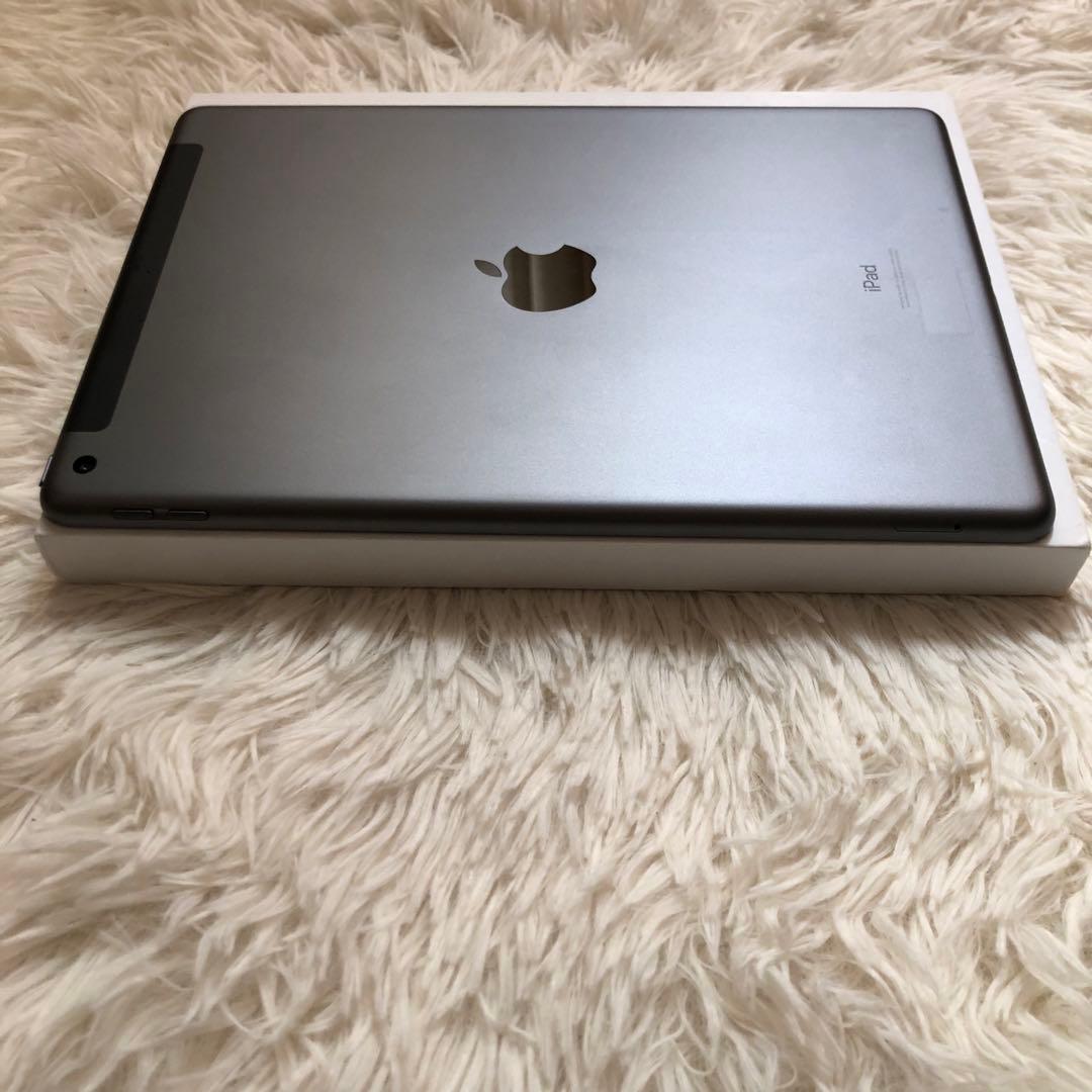 【即購入OK】iPad 第8世代 セルラーモデル【極美品】 #82 【付属品】