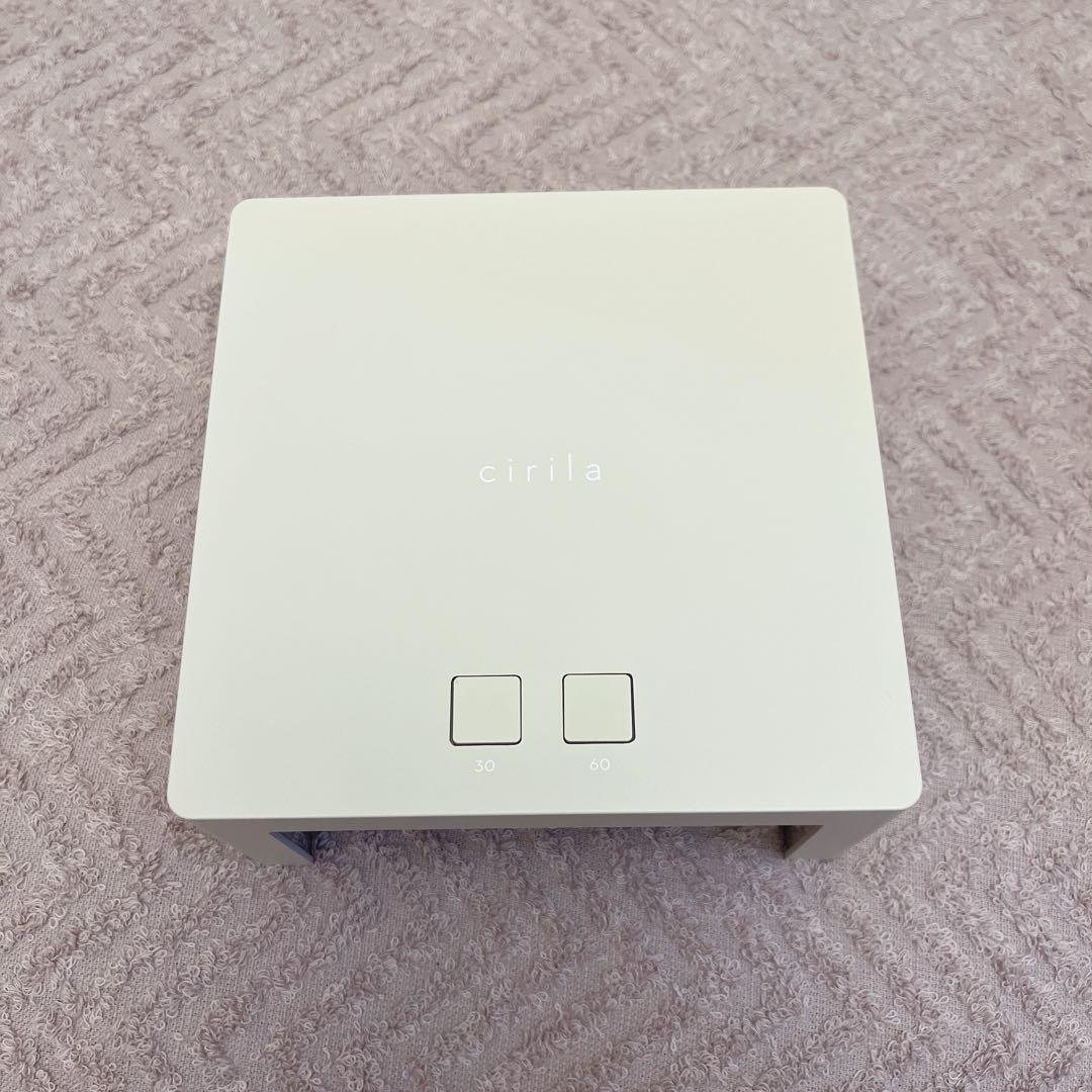 cirila(シリラ)ジェルネイルキット 3カラー&トップ・ベース付き