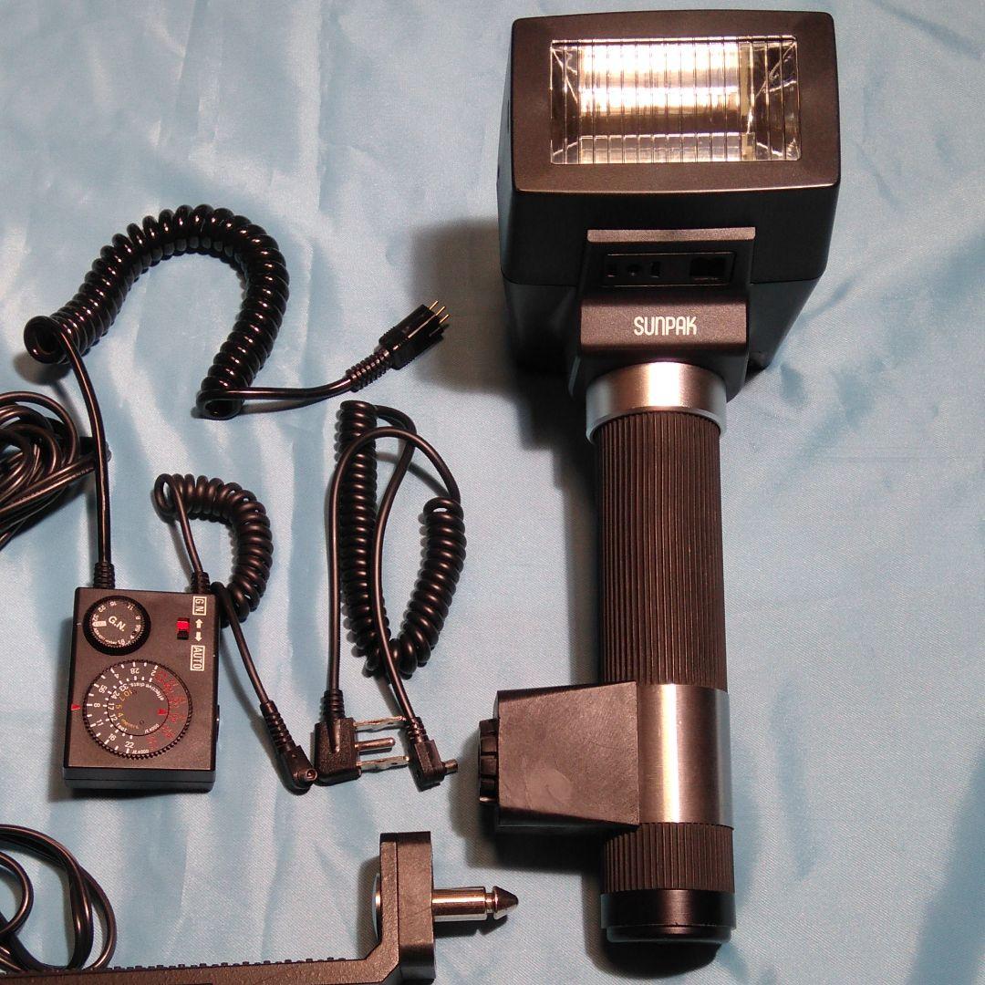 ストロボ     サンパック オ―トズ―ム ４０００