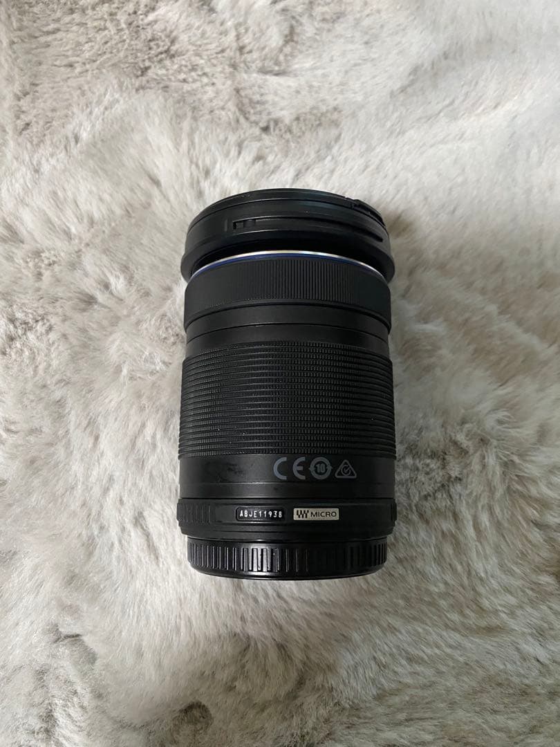 オリンパス OM-D E-M10 MarkII ズームキット
