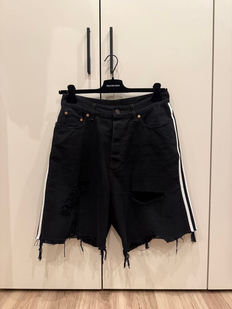 ニックネーム・落札禁止balenciaga × adidasデニムショー