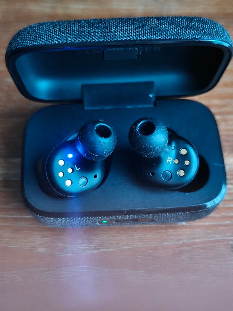 ゼンハイザー Momentum True wireless 4 MTW4