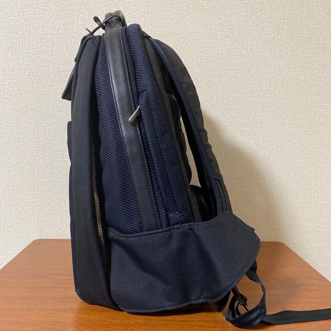 Dunhill D.TRAVELLERスーパーライト ダンヒル　バックパック