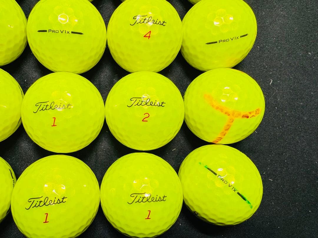 最新 タイトリスト PRO V1X 2025年モデル 30個　　イエロー