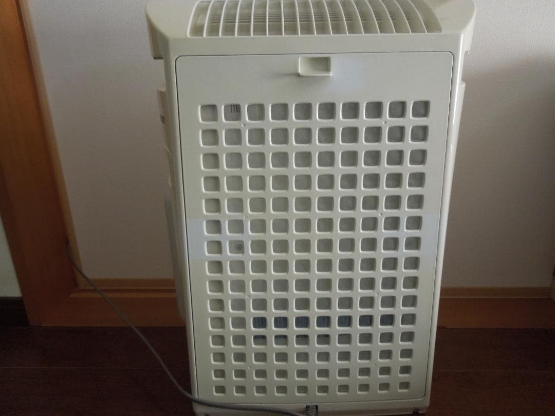 【未使用品】SHARP 加湿空気清浄機 KC-30T2-W　床置・卓上兼用型