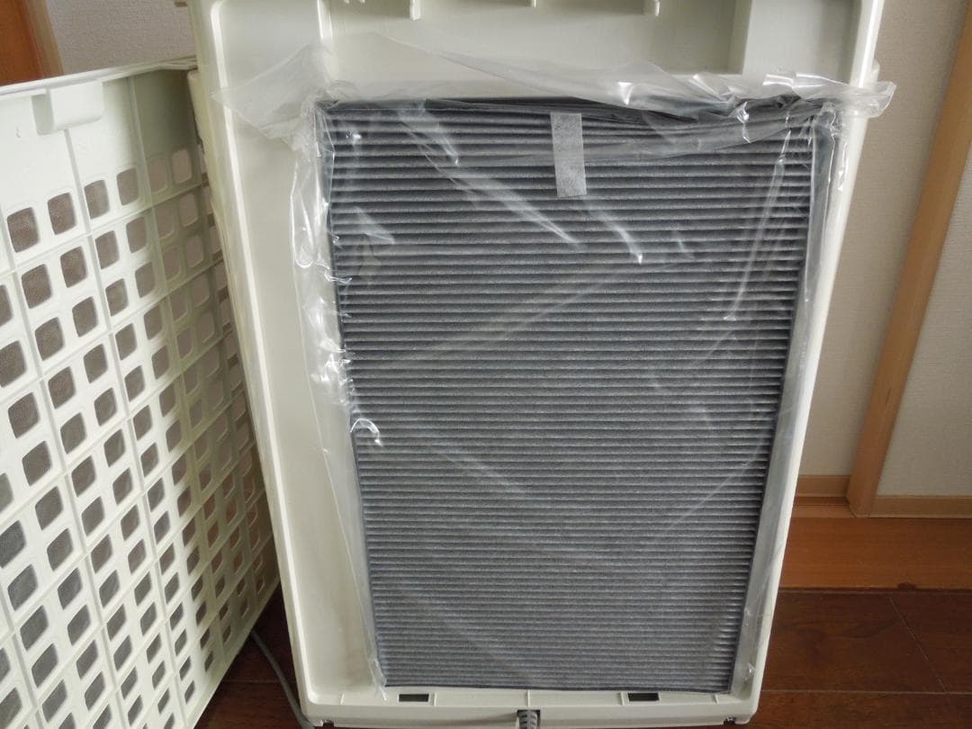 【未使用品】SHARP 加湿空気清浄機 KC-30T2-W　床置・卓上兼用型