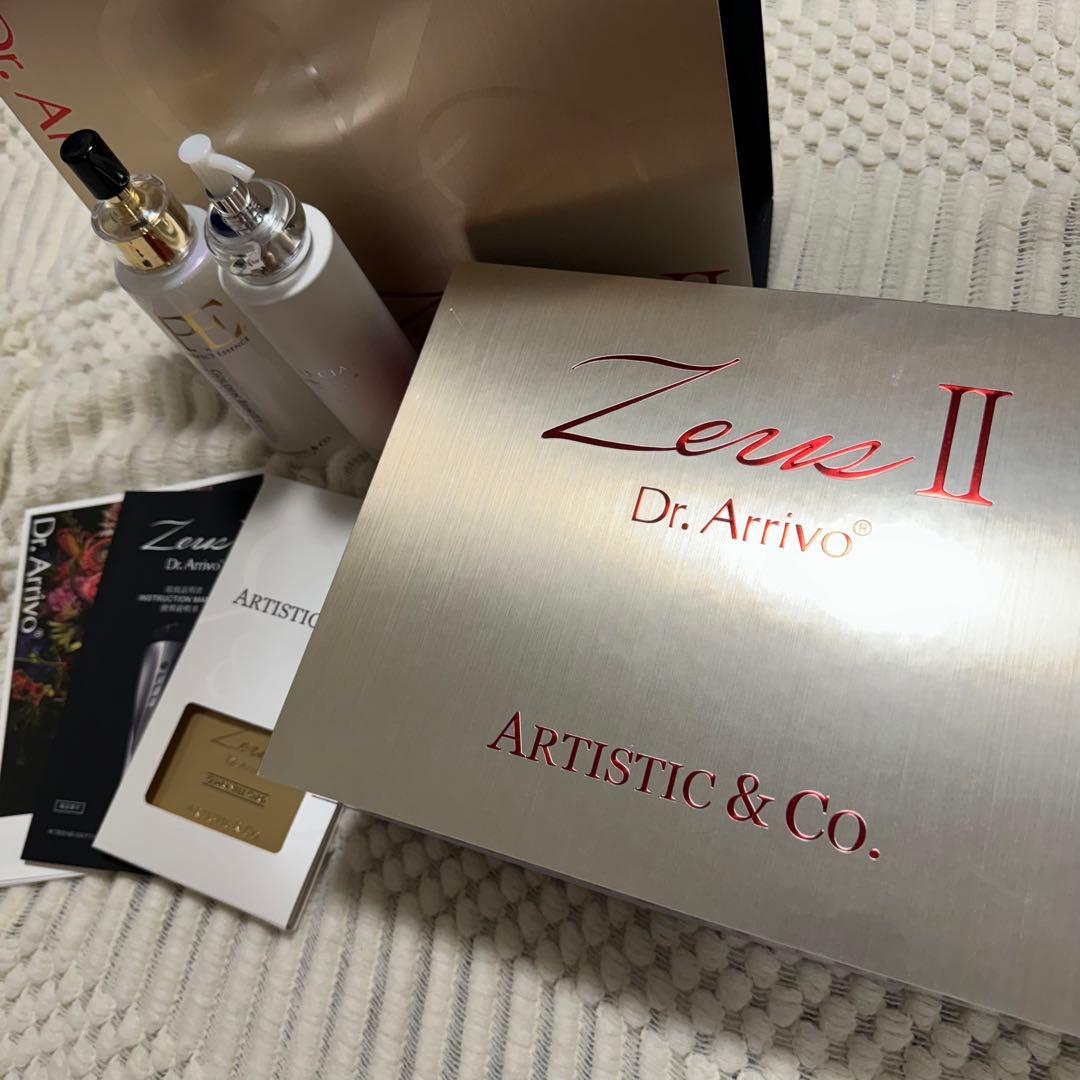 『超美品』 ドクターアリーヴォ ゼウス2 ＆ ジェルセット 美顔器 高級