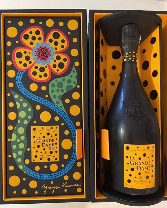 ヴーヴ・クリコ ラ・グランダム 2012 草間彌生ギフトボックス〈数量限定〉