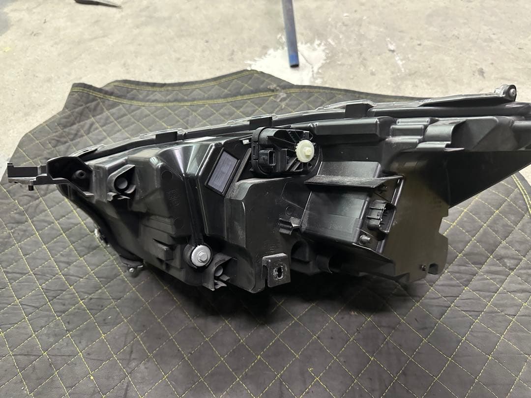 ライズ　右ヘッドライト　LEDライト　ICHIKOH 1991