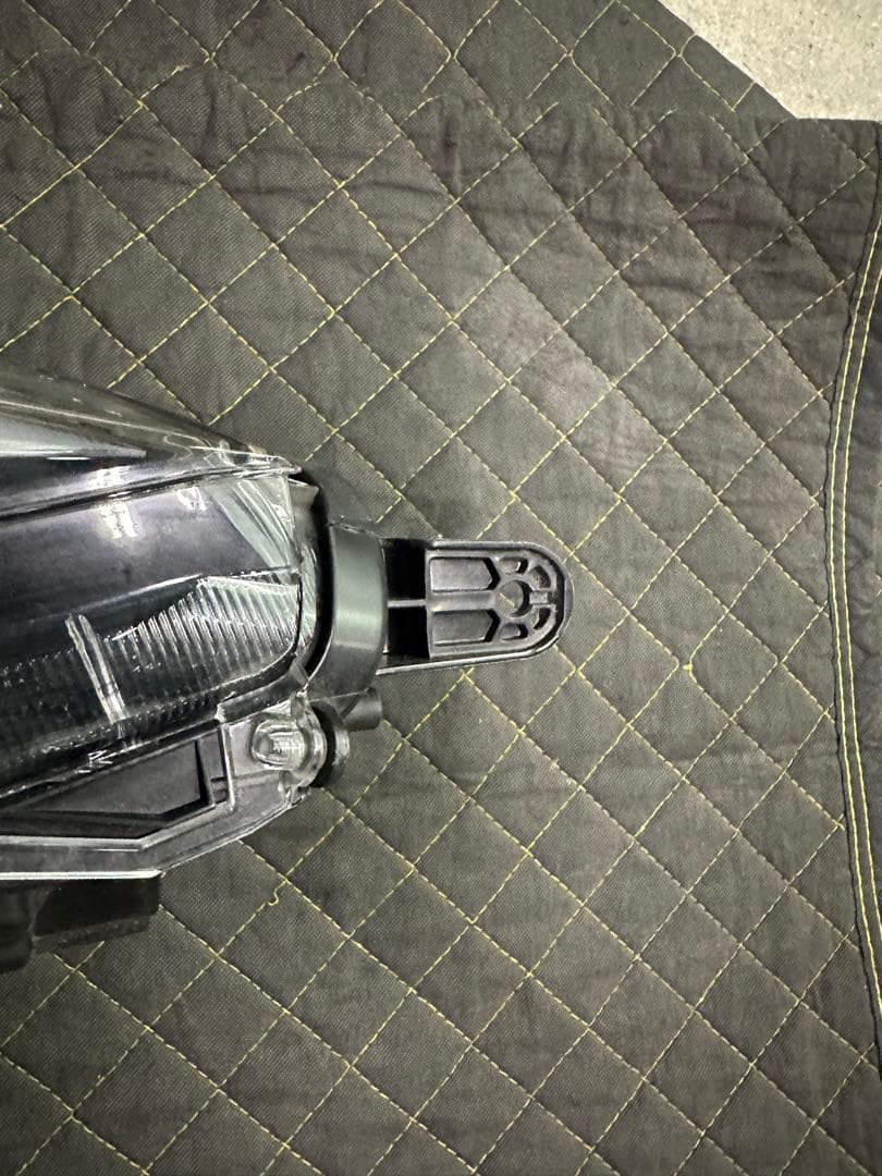 ライズ　右ヘッドライト　LEDライト　ICHIKOH 1991