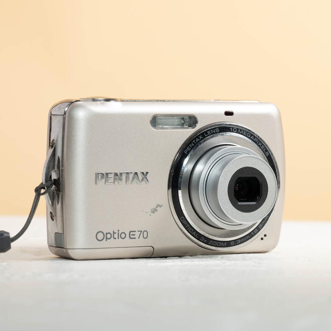 【単3電池で動く平成レトロなコンデジ】PENTAX optio E70