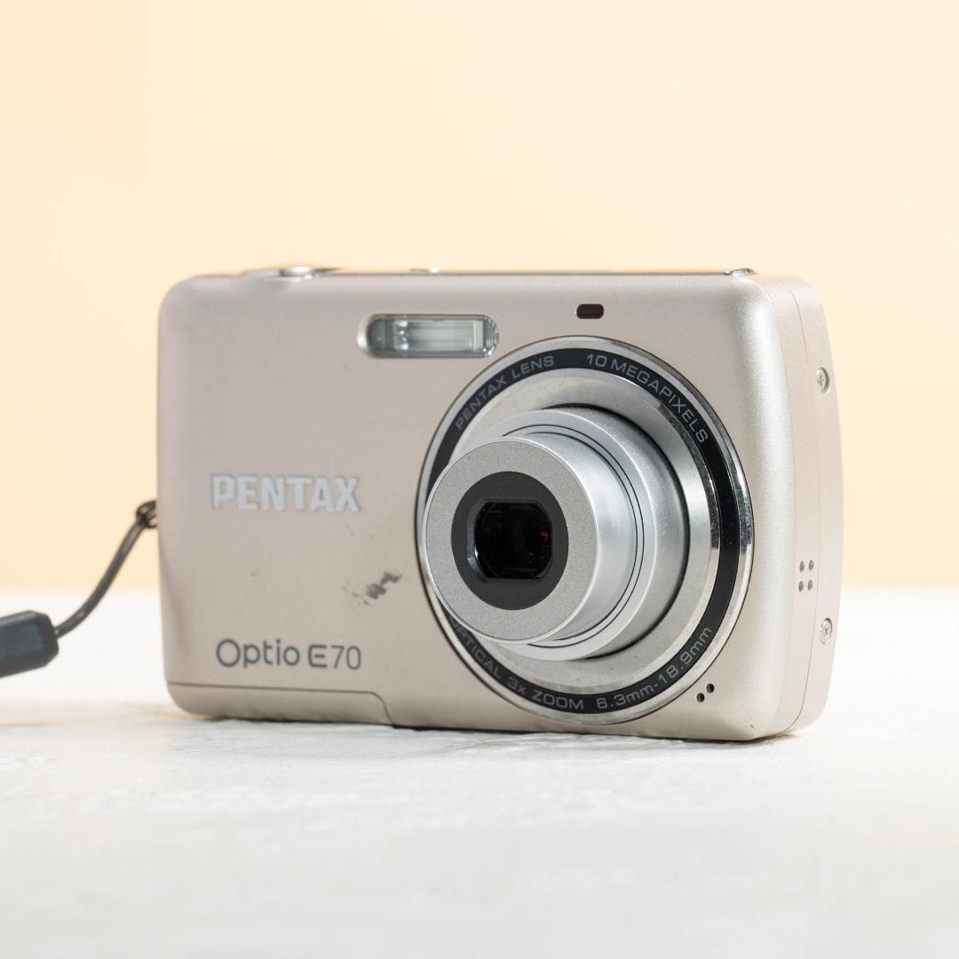 【単3電池で動く平成レトロなコンデジ】PENTAX optio E70