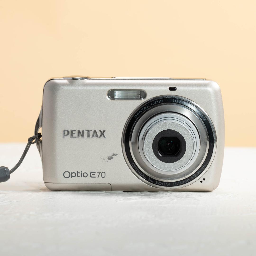 【単3電池で動く平成レトロなコンデジ】PENTAX optio E70