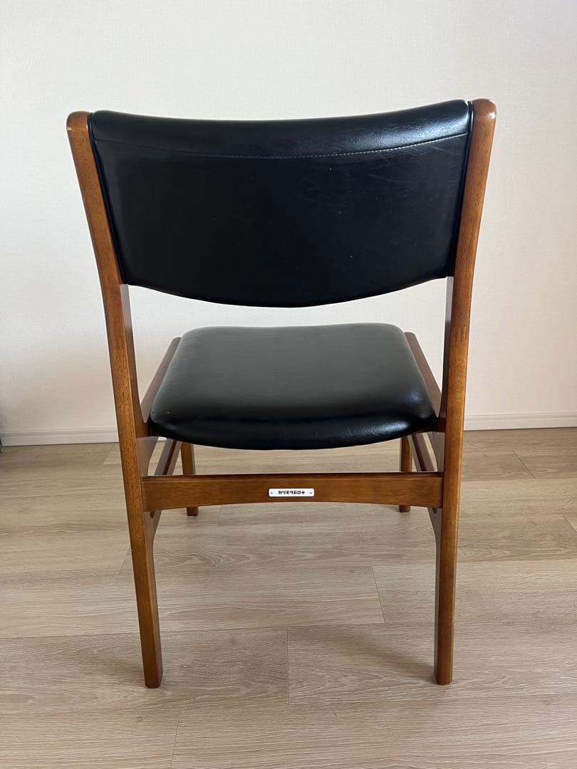 カリモク60 プラス　アームレスダイニングチェア　karimoku