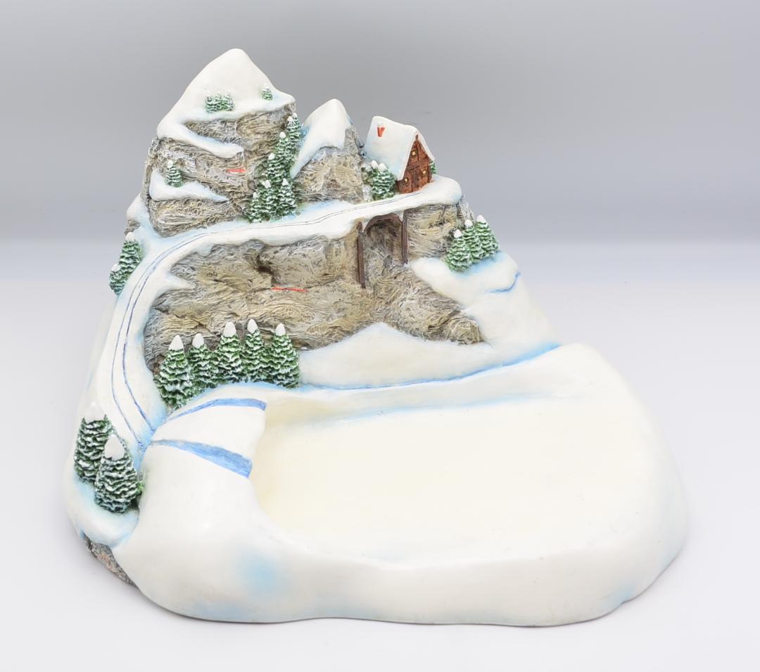 クリスマスに乗る　＃396　No.8　★フンメル人形　台付き　ご成約済み